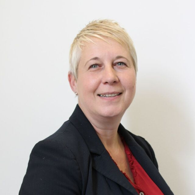 Shelley Barlow-Ward Shelley Barlow-Ward